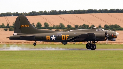 Photo ID 104608 by Stuart Thurtle. Private B 17 Preservation Ltd Boeing B 17G Flying Fortress 299P, G BEDF