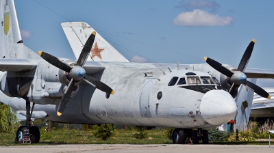 Photo ID 105571 by Antoha. Ukraine Air Force Antonov An 26, 61 BLUE