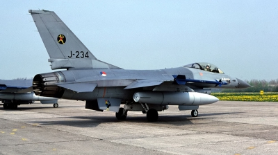 Photo ID 105464 by Lieuwe Hofstra. Netherlands Air Force General Dynamics F 16A Fighting Falcon, J 234