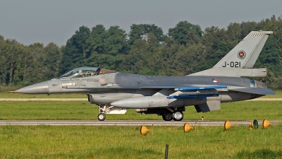 Photo ID 105850 by Robert Arts. Netherlands Air Force General Dynamics F 16AM Fighting Falcon, J 021
