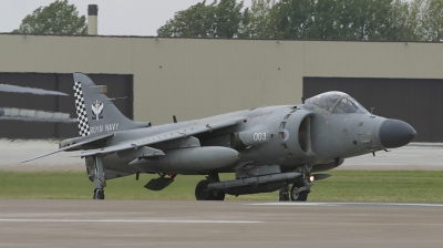 Photo ID 13817 by Jaco Haasnoot. UK Navy British Aerospace Sea Harrier FA 2, ZE690