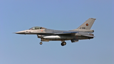 Photo ID 14045 by Maarten Peters. Netherlands Air Force General Dynamics F 16AM Fighting Falcon, J 016