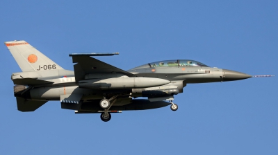Photo ID 109443 by Tim Van den Boer. Netherlands Air Force General Dynamics F 16BM Fighting Falcon, J 066
