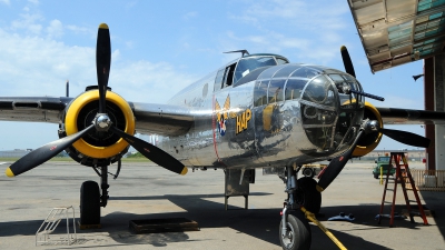 Photo ID 110094 by W.A.Kazior. Private American Airpower Heritage Flying Museum North American RB 25 Mitchell, NL2825B