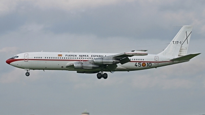 Photo ID 14287 by Jaco Haasnoot. Spain Air Force Boeing 707 331B, T 17 1