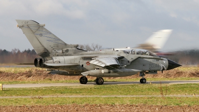 Photo ID 14415 by Roel Reijne. Italy Air Force Panavia Tornado ECR, MM7062