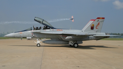 Photo ID 14590 by John Higgins. USA Navy Boeing F A 18F Super Hornet, 166634
