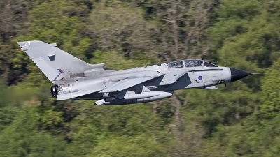Photo ID 113206 by Nathan Daws. UK Air Force Panavia Tornado GR4, ZA556