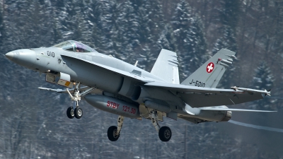 Photo ID 116497 by Thomas Ziegler - Aviation-Media. Switzerland Air Force McDonnell Douglas F A 18C Hornet, J 5010