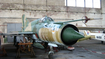Photo ID 117887 by Péter Szentirmai. Hungary Air Force Mikoyan Gurevich MiG 21bis SAU, 6009