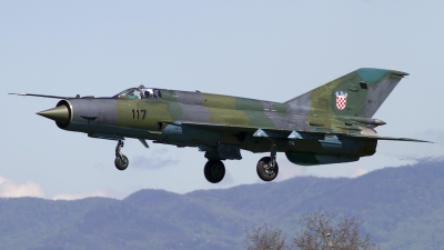 Photo ID 118365 by Chris Lofting. Croatia Air Force Mikoyan Gurevich MiG 21bisD, 117