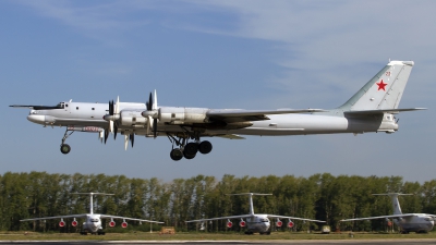 Photo ID 121985 by Chris Lofting. Russia Air Force Tupolev Tu 95MS Bear H,  