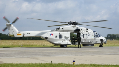 Photo ID 122987 by Vincent de Wissel. Netherlands Navy NHI NH 90NFH, N 227