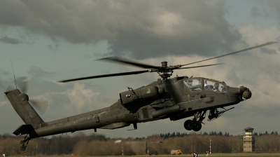 Photo ID 16064 by Frielink. Netherlands Air Force Boeing AH 64DN Apache Longbow, Q 05