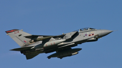 Photo ID 16075 by Melchior Timmers. UK Air Force Panavia Tornado GR4, ZA587