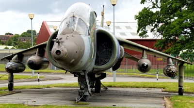 Photo ID 126146 by Chris Albutt. UK Air Force British Aerospace Harrier T 4, XW267