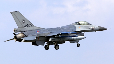 Photo ID 126970 by Carl Brent. Netherlands Air Force General Dynamics F 16AM Fighting Falcon, J 005