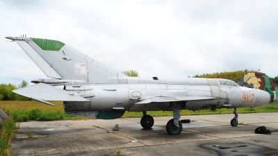Photo ID 127222 by Peter Boschert. Poland Air Force Mikoyan Gurevich MiG 21MF, 9112