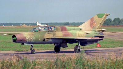 Photo ID 127245 by Sven Zimmermann. Russia Air Force Mikoyan Gurevich MiG 21UM, 62 OUTLINED