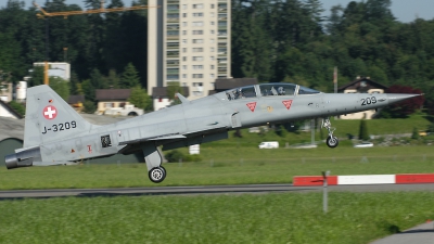 Photo ID 127842 by Sven Zimmermann. Switzerland Air Force Northrop F 5F Tiger II, J 3209