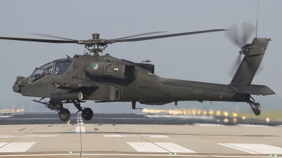 Photo ID 129114 by Mark Broekhans. Netherlands Air Force Boeing AH 64DN Apache Longbow, Q 13