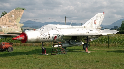 Photo ID 129284 by Chris Albutt. Slovakia Air Force Mikoyan Gurevich MiG 21PFM, 7913