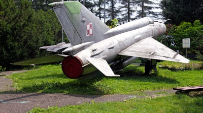 Photo ID 129764 by Chris Albutt. Poland Air Force Mikoyan Gurevich MiG 21R, 2657