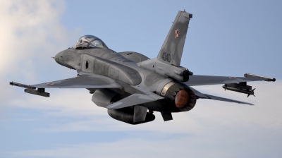 Photo ID 129659 by Armando Tuñon. Poland Air Force General Dynamics F 16C Fighting Falcon, 4040