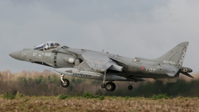 Photo ID 17538 by Marcel Onstenk. Italy Navy McDonnell Douglas AV 8B Harrier ll, MM7213