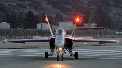 Photo ID 135065 by Martin Thoeni - Powerplanes. Switzerland Air Force McDonnell Douglas F A 18C Hornet, J 5009