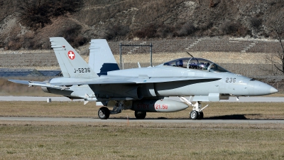 Photo ID 135551 by Martin Thoeni - Powerplanes. Switzerland Air Force McDonnell Douglas F A 18D Hornet, J 5236