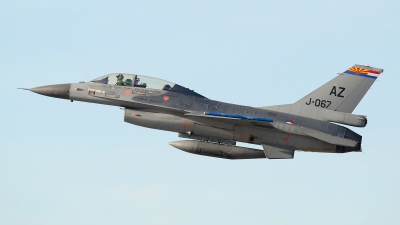 Photo ID 136744 by Peter Boschert. Netherlands Air Force General Dynamics F 16BM Fighting Falcon, J 067