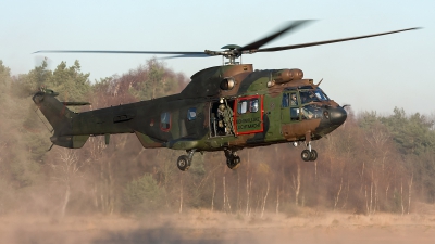 Photo ID 136798 by Robin Coenders / VORTEX-images. Netherlands Air Force Aerospatiale AS 532U2 Cougar MkII, S 440