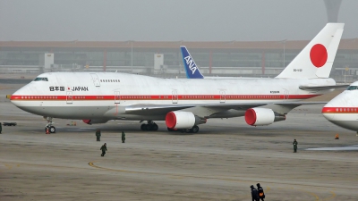 Photo ID 17900 by Weiqiang. Japan Air Force Boeing 747 47C, 20 1102