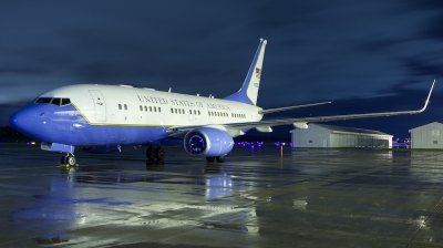 Photo ID 138040 by William T  Shemley. USA Air Force Boeing C 40B 737 7CP BBJ, 01 0015