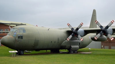 Photo ID 139403 by James Walters. UK Air Force Lockheed Hercules C3 C 130K 30 L 382, XV202