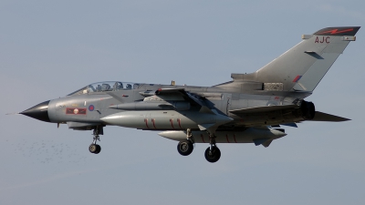 Photo ID 139634 by Sven Zimmermann. UK Air Force Panavia Tornado GR4, ZA556
