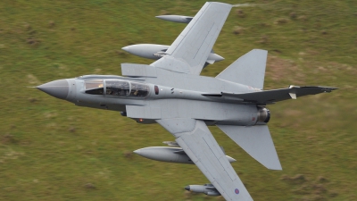 Photo ID 140167 by rinze de vries. UK Air Force Panavia Tornado GR4, ZA550