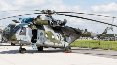 Photo ID 140674 by Andreas Zeitler - Flying-Wings. Czech Republic Air Force Mil Mi 171ShM, 9837