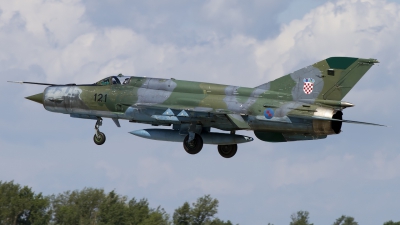 Photo ID 140907 by Chris Lofting. Croatia Air Force Mikoyan Gurevich MiG 21bisD, 121