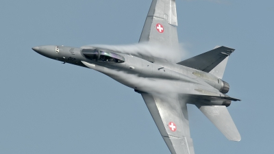 Photo ID 141638 by Sven Zimmermann. Switzerland Air Force McDonnell Douglas F A 18C Hornet, J 5017