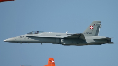 Photo ID 144486 by Sven Zimmermann. Switzerland Air Force McDonnell Douglas F A 18C Hornet, J 5007