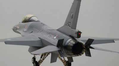 Photo ID 142256 by Armando Tuñon. Netherlands Air Force General Dynamics F 16AM Fighting Falcon, J 142
