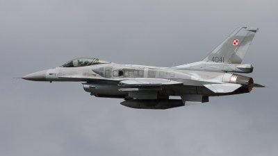 Photo ID 142737 by Markus Schrader. Poland Air Force General Dynamics F 16C Fighting Falcon, 4041
