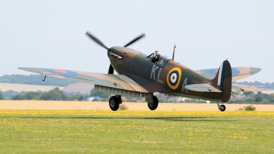 Photo ID 143502 by Stuart Thurtle. Private Private Supermarine 300 Spitfire Ia, G CGUK