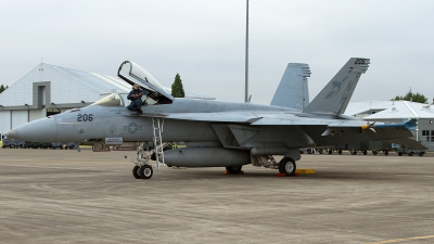 Photo ID 143617 by Russell Hill. USA Navy Boeing F A 18E Super Hornet, 166443