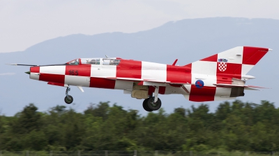 Photo ID 143832 by Chris Lofting. Croatia Air Force Mikoyan Gurevich MiG 21UMD, 165
