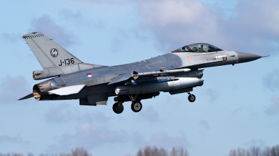Photo ID 144027 by Alfred Koning. Netherlands Air Force General Dynamics F 16AM Fighting Falcon, J 136
