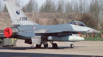 Photo ID 145410 by Arie van Groen. Netherlands Air Force General Dynamics F 16A Fighting Falcon, J 258