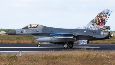 Photo ID 145566 by Walter Van Bel. Netherlands Air Force General Dynamics F 16AM Fighting Falcon, J 003